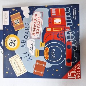 NEW! Women's Harry Potter Hogwarts Express 15 Days of Socks Advent Calendar